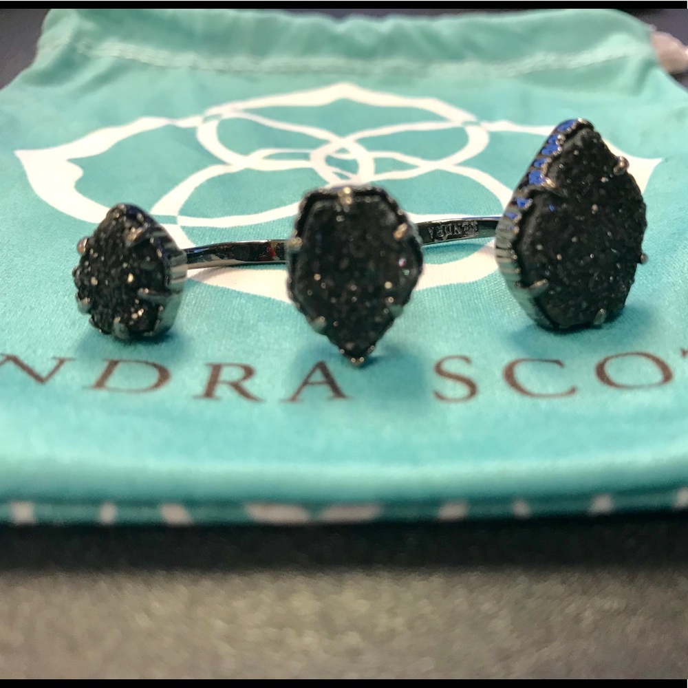 ✨Naomi Gunmetal Double Ring In Black Drusy✨